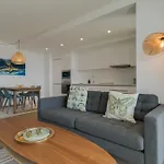 Pearl Retreat By Madeira * 卡马拉-德洛布什