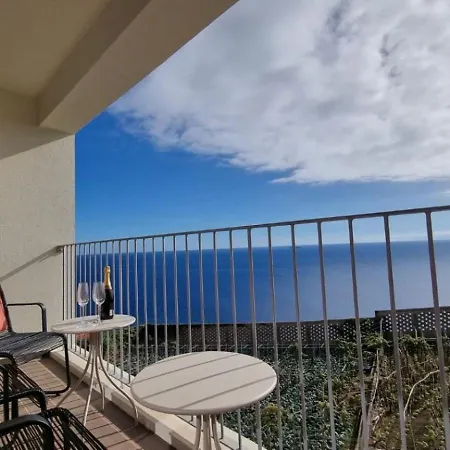 Pearl Retreat By Madeira * Camara de Lobos