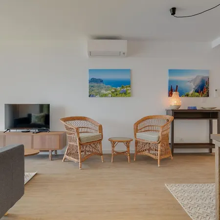 Pearl Retreat By Madeira