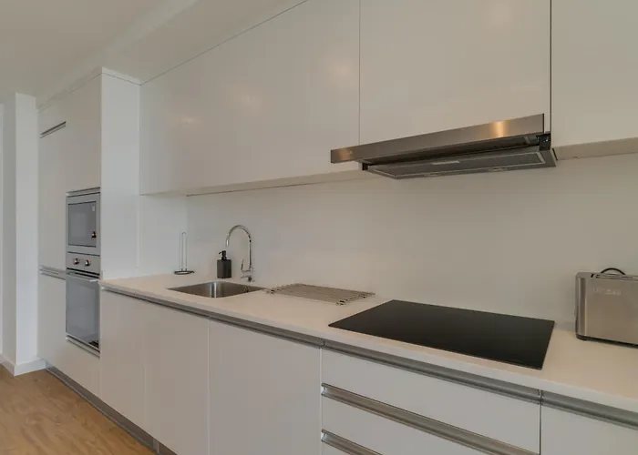 Pearl Retreat By Madeira * 卡马拉-德洛布什