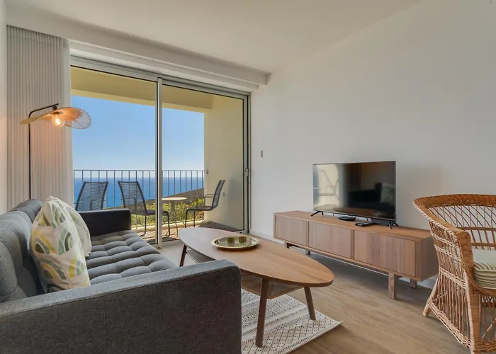 Pearl Retreat By Madeira * 卡马拉-德洛布什